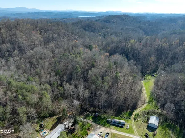 2723 Redbud Valley Drive, Maryville, TN 37801