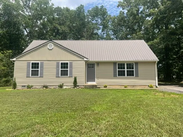 9098 Redbud Ln, Nunnelly, TN 37137 - #2