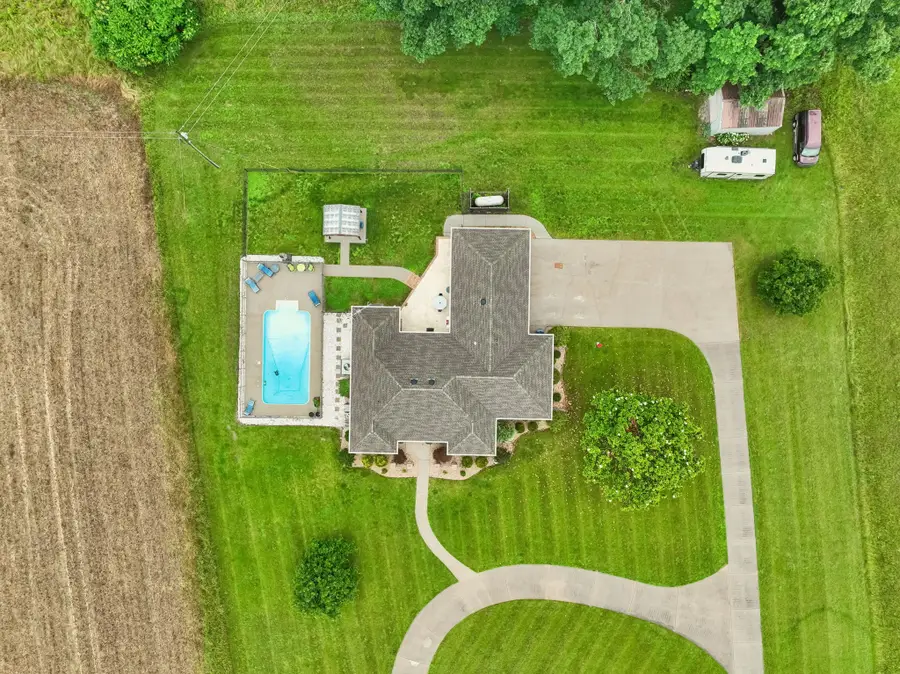 140 Hudson Ln, Lafayette, TN 37083 - #3