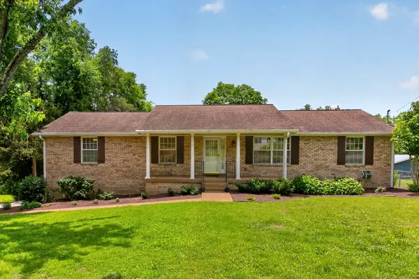 102 Cedar Springs Trl, Hendersonville, TN 37075