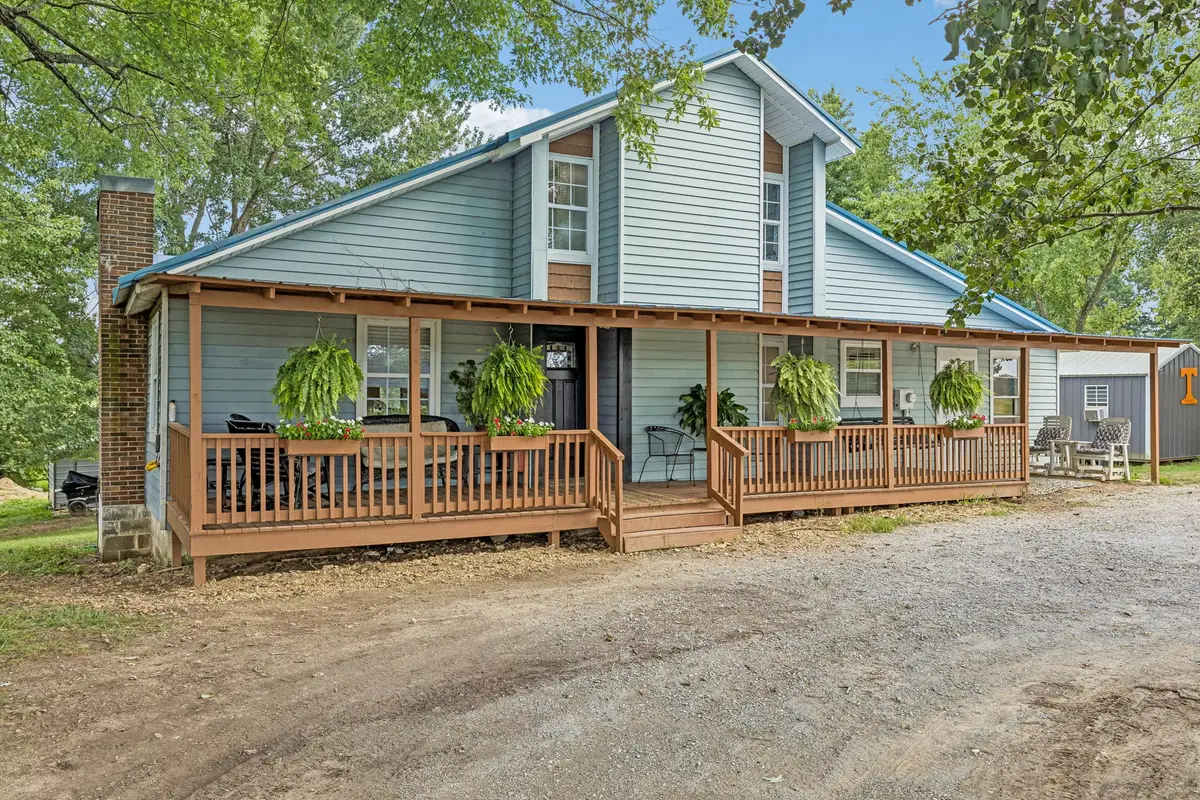 38 N Old Military Rd, Summertown, TN 38483 - #1