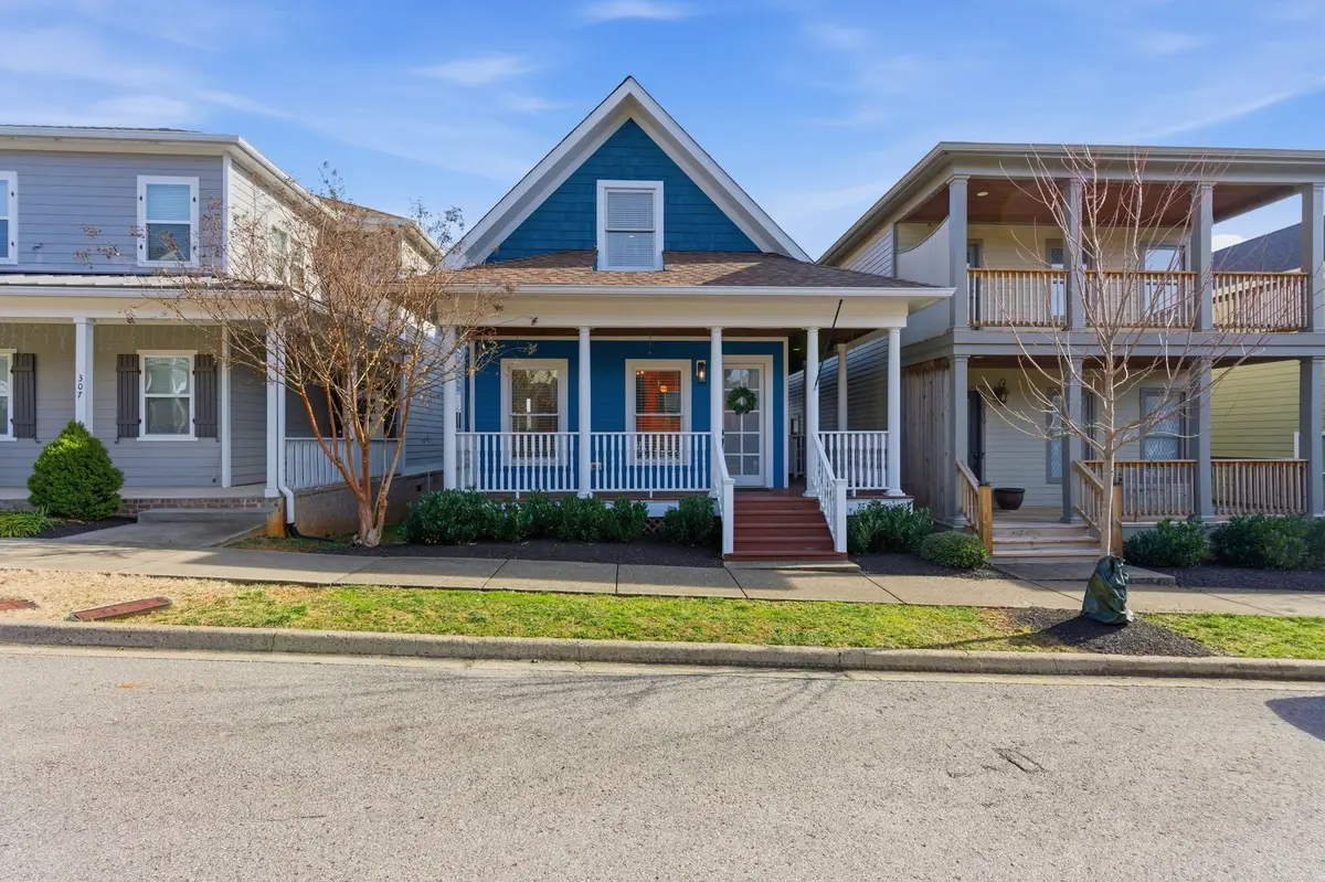 315 Augusta Ave, Pleasant View, TN 37146 - #1