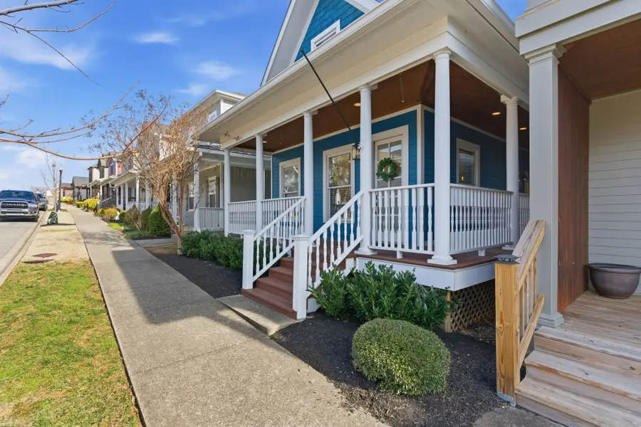 315 Augusta Ave, Pleasant View, TN 37146 - #3