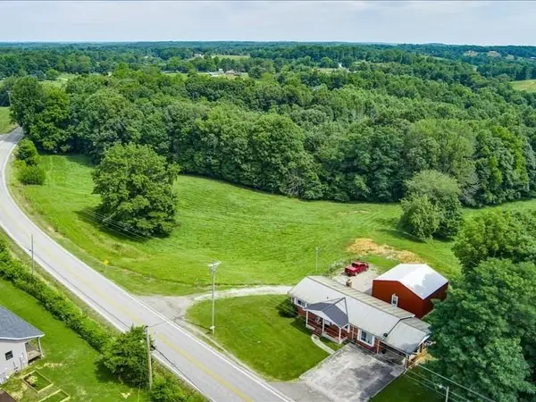 1050 Tompkinsville Hwy, Moss, TN 38575