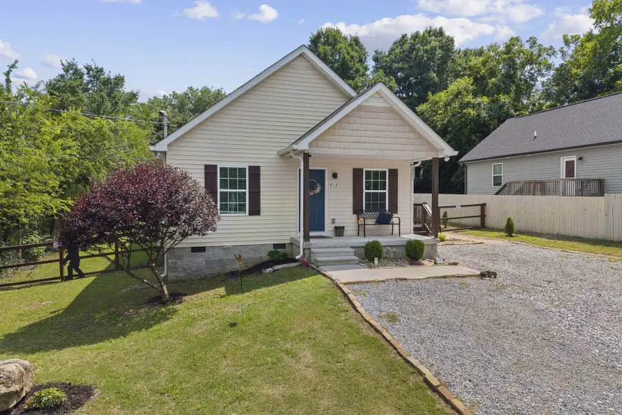 717 Marshall St, Lewisburg, TN 37091 - #2