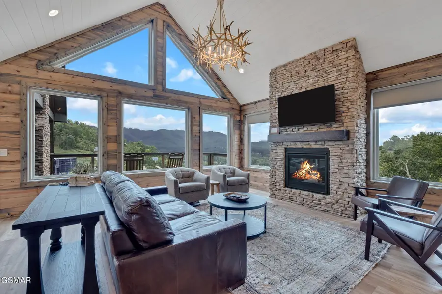3429 Mtn Tyme Way, Sevierville, TN 37862 - #2