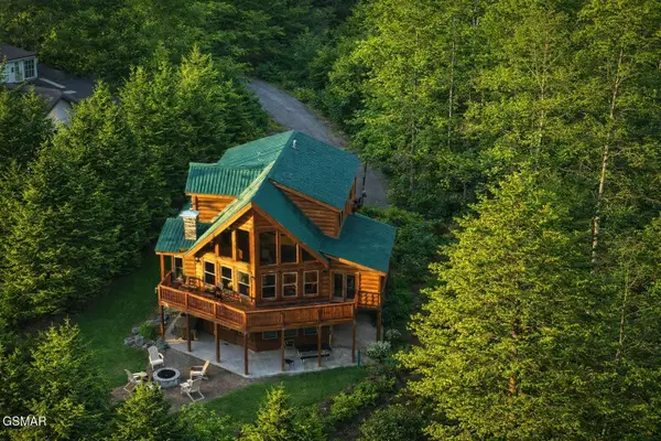 643 Forest Drive, Pigeon Forge, TN 37863