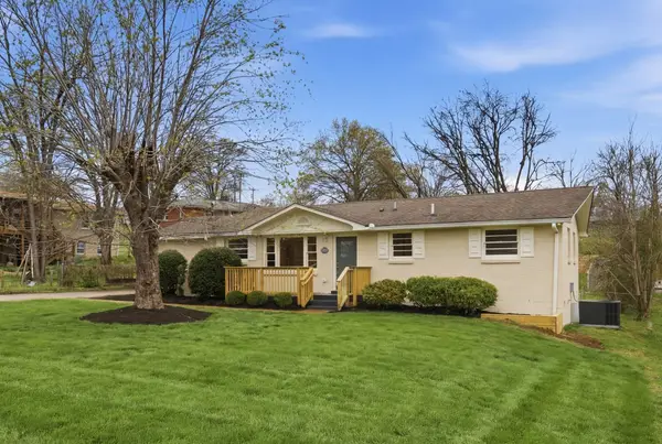 1725 Welcome Ln, Nashville, TN 37216