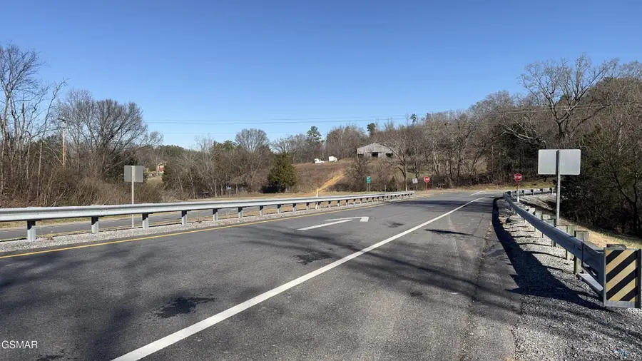 415 W Highway 25 70, Dandridge, TN 37725 - #2
