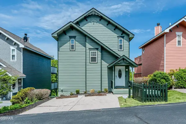 1386 Ski View Drive #Unit 113, Gatlinburg, TN 37738