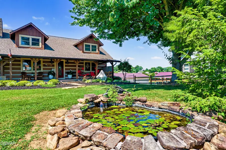1116 Lake Ridge Drive, Dandridge, TN 37725 - #2