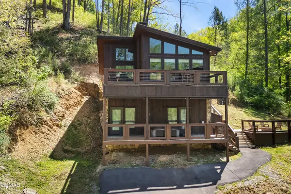 1613 Mitchell Farm Road, Sevierville, TN 37876