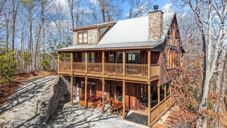1009 Vista Drive, Gatlinburg, TN 37738 - #2