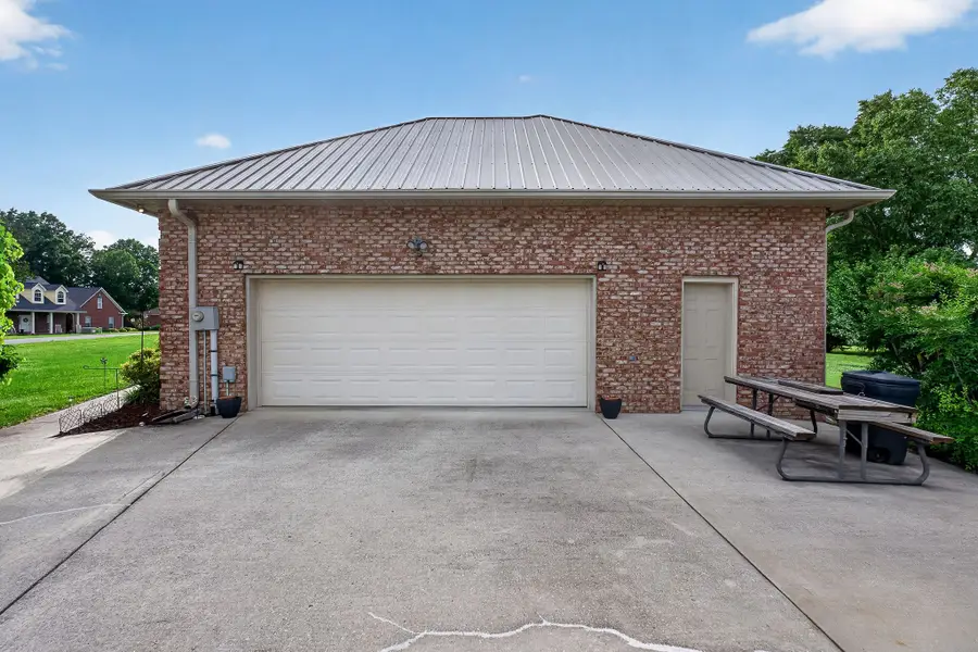 271 Hearthstone Dr, Sparta, TN 38583 - #3