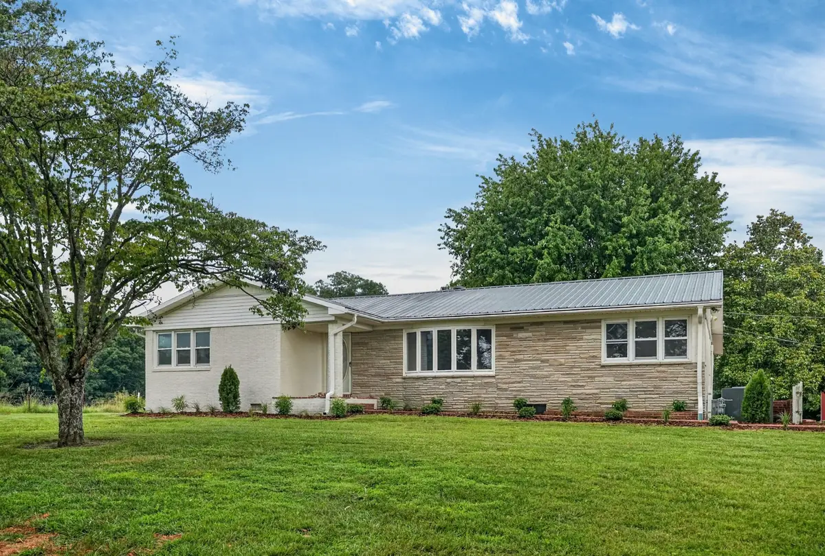 1260 Coconut Ridge Rd, Smithville, TN 37166 - #1