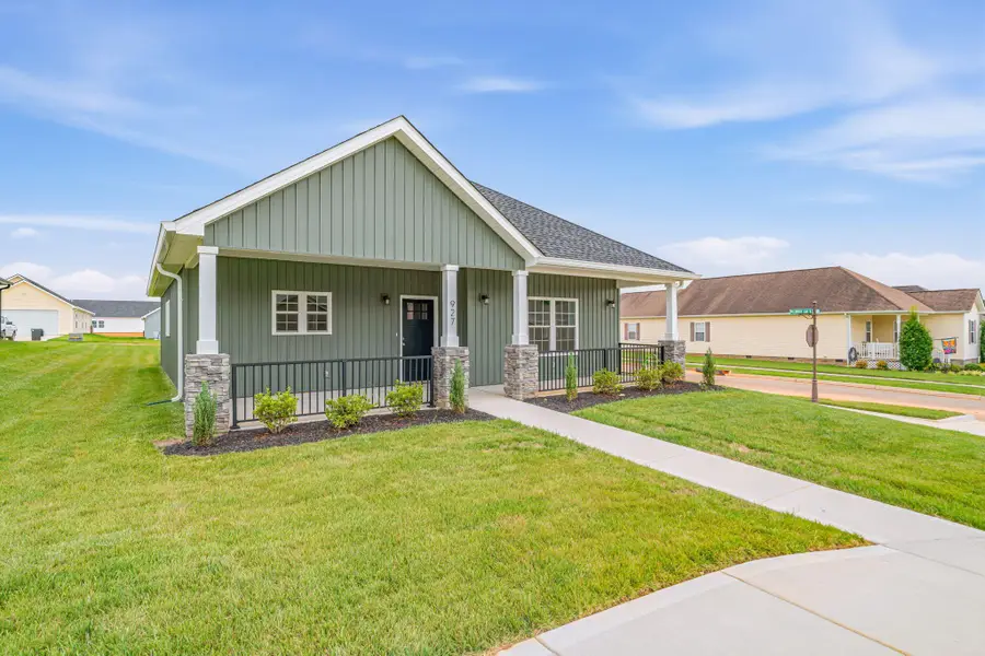 927 Stratford Avenue, Sweetwater, TN 37874 - #3