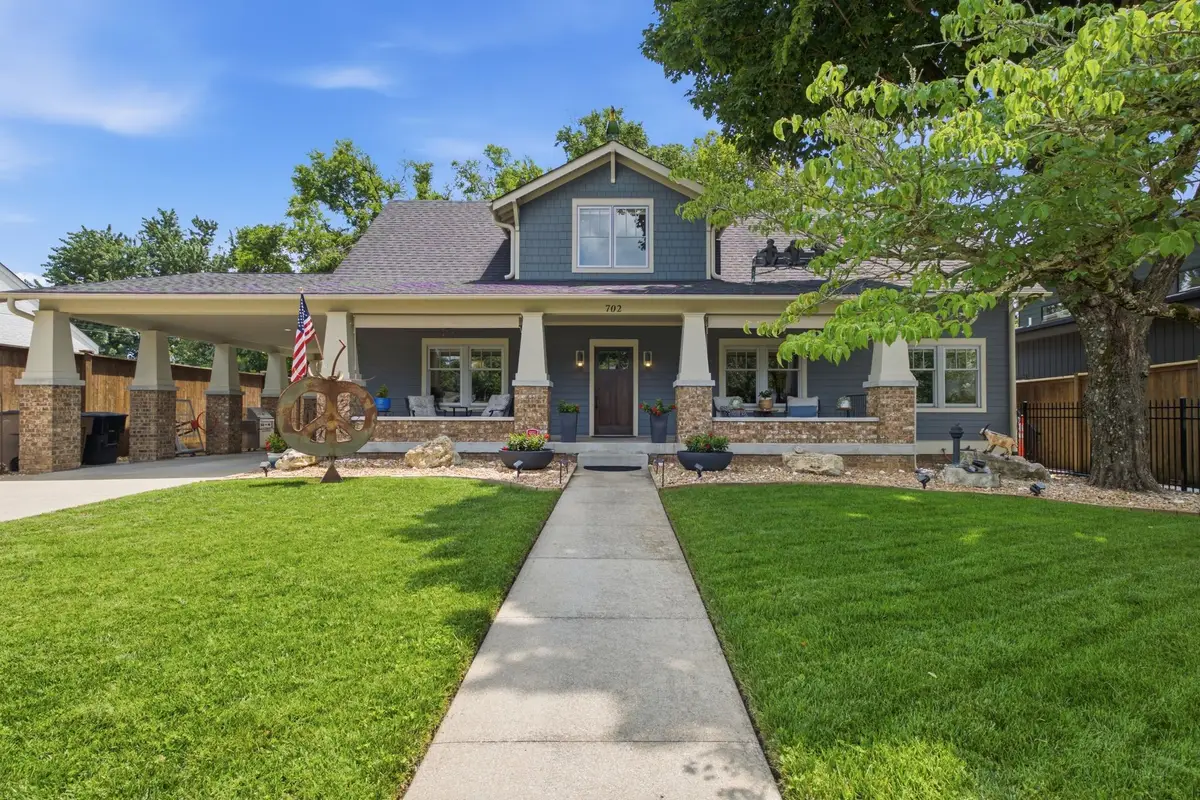 702 Skyview Dr, Nashville, TN 37206 - #1
