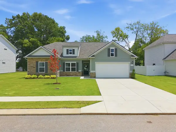 548 Nightengale Ridge Dr, Columbia, TN 38401