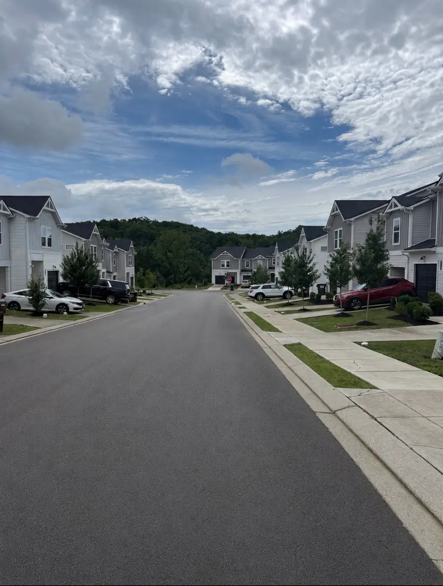 4544 Skywood Ln, Nashville, TN 37207 - #2