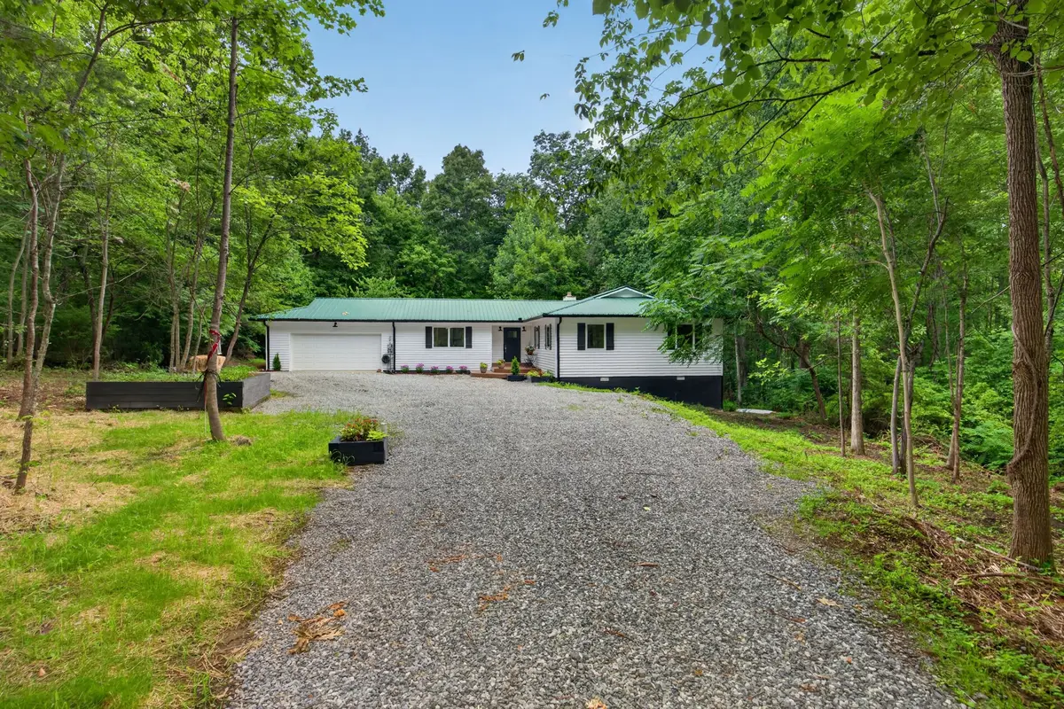 41 Jump Off Pl, Monterey, TN 38574 - #1