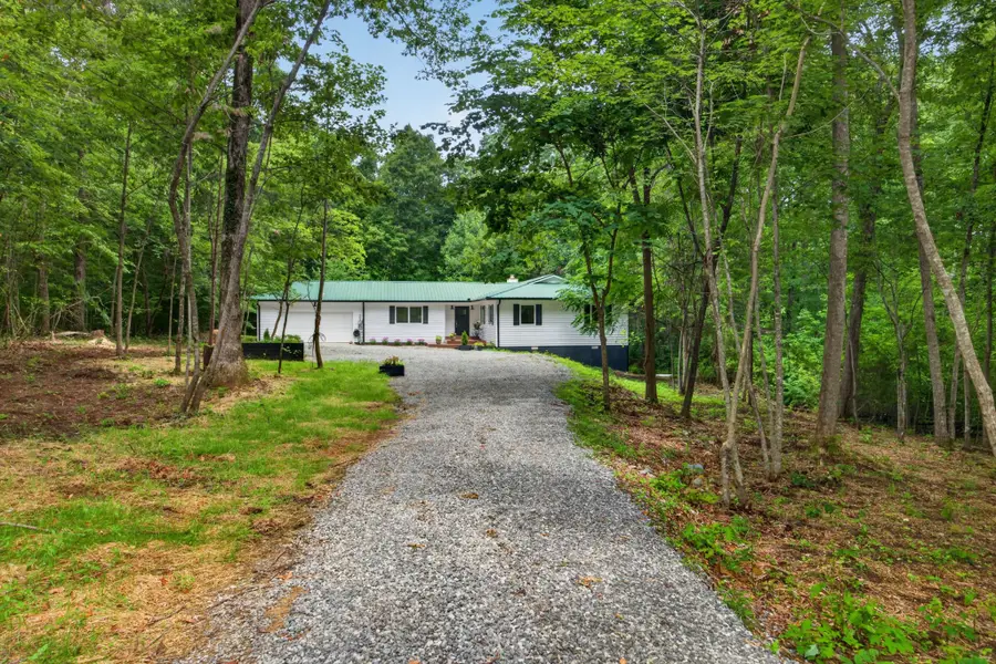 41 Jump Off Pl, Monterey, TN 38574 - #2