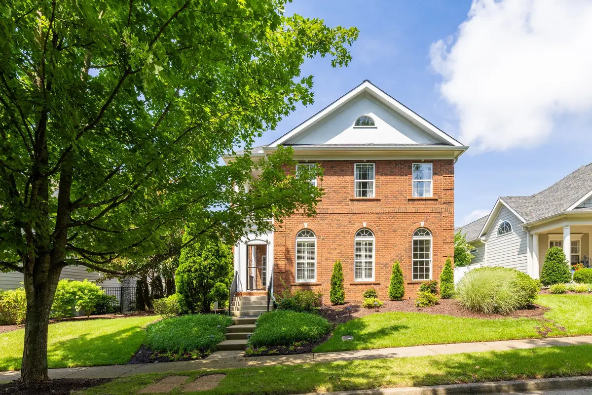 502 Eden Park Dr, Franklin, TN 37067 - #1