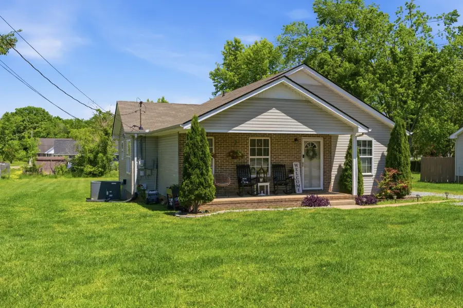 308 Hunter St, Portland, TN 37148 - #3