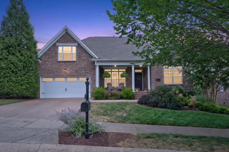8344 Parkfield Dr, Nolensville, TN 37135 - #2