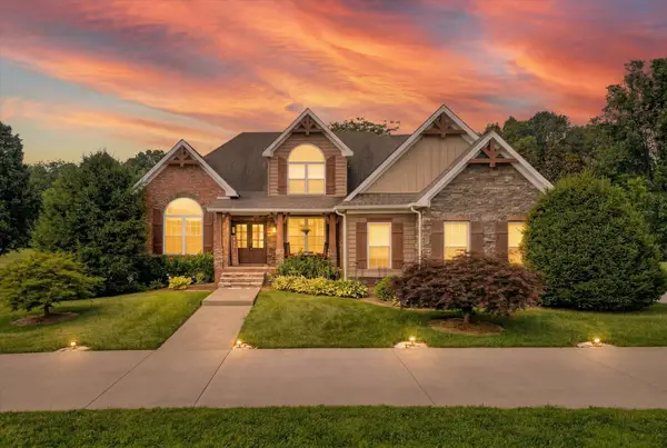 900 Mcclure Rd, Clarksville, TN 37040