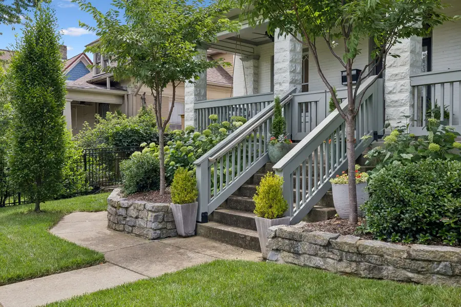 929 Acklen Ave, Nashville, TN 37203 - #3