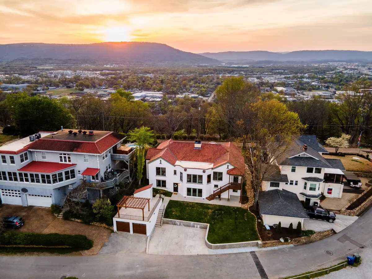 458 S Crest Road, Chattanooga, TN 37404 - #1