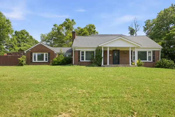 729 Greymont Dr, Nashville, TN 37217