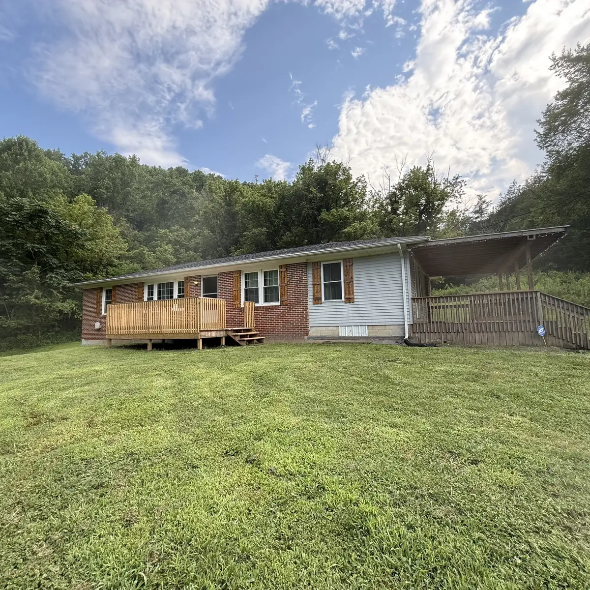 2625 Wartrace Hwy, Pleasant Shade, TN 37145 - #1