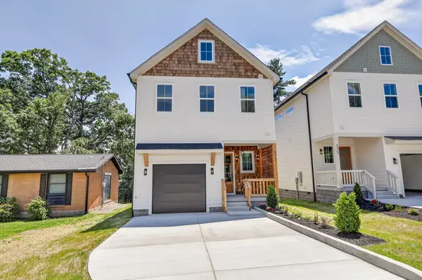 633 Claridge Dr, Nashville, TN 37214