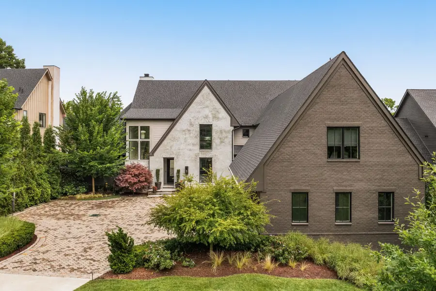 3718 Woodlawn Dr, Nashville, TN 37215 - #3