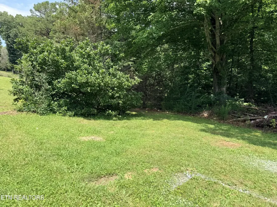 1035 Star Point Rd, Jamestown, TN 38556 - #3