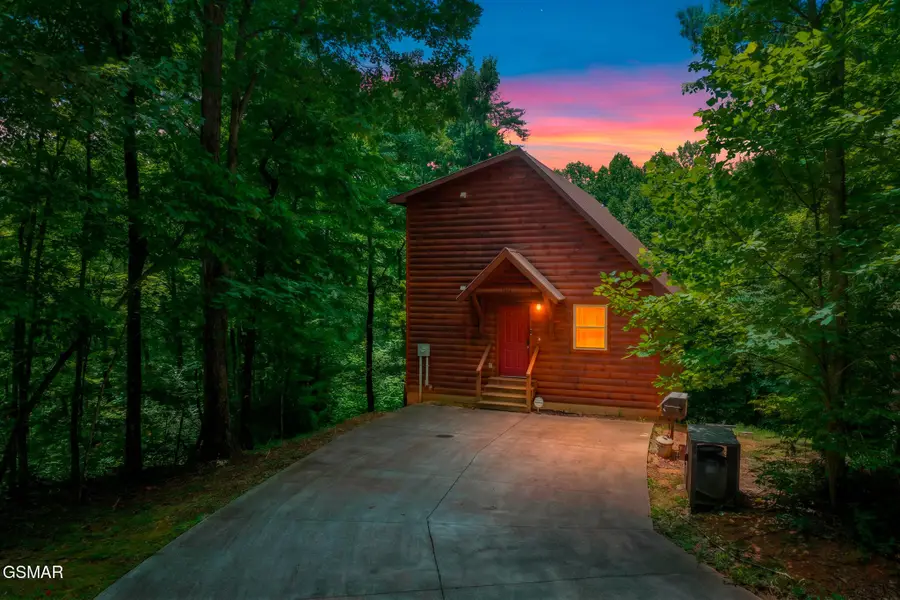 3884 Locust Ridge Road, Sevierville, TN 37876 - #2