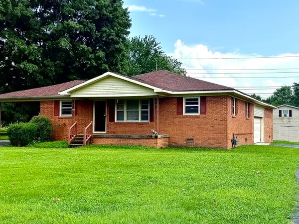 10 Benson Cir, Fayetteville, TN 37334