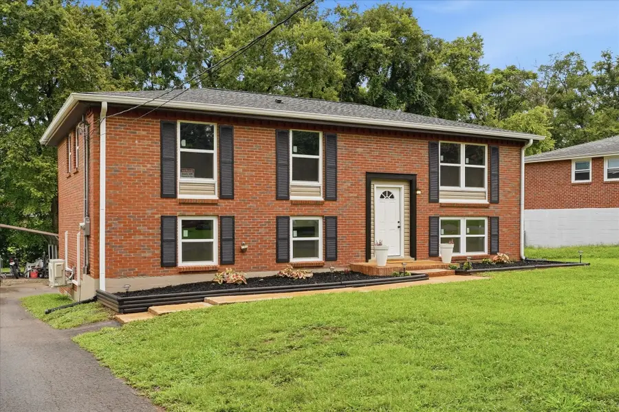5009 Bonnameade Dr, Hermitage, TN 37076 - #3