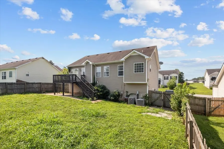 1613 Broad Cir, Clarksville, TN 37042 - #3