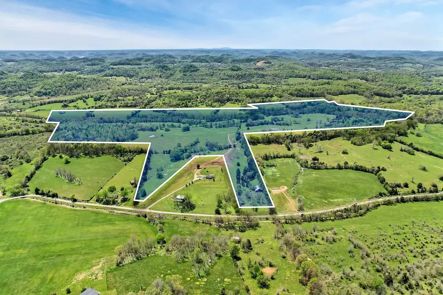 290 Gladdice Rd, Pleasant Shade, TN 37145 - #2