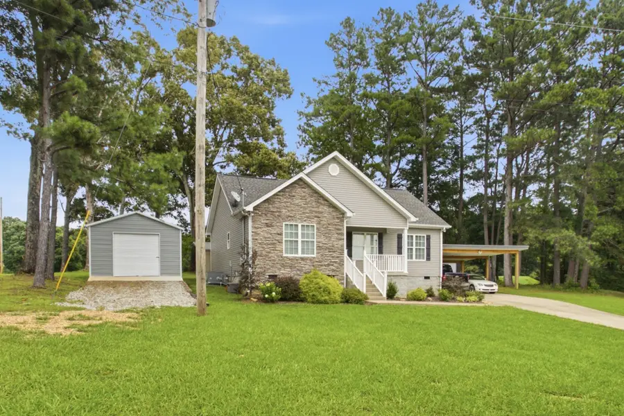 212 Pine Hill Dr, Waverly, TN 37185 - #3