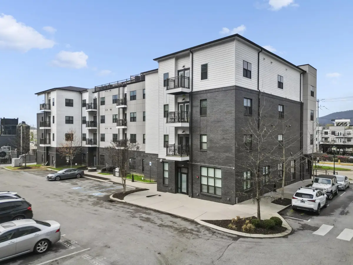 804 Riverfront Parkway #302, Chattanooga, TN 37402 - #1