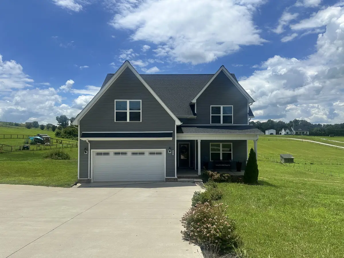 3968 Chapel Hill Rd, Clarksville, TN 37040 - #1