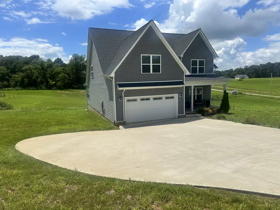 3968 Chapel Hill Rd, Clarksville, TN 37040 - #2
