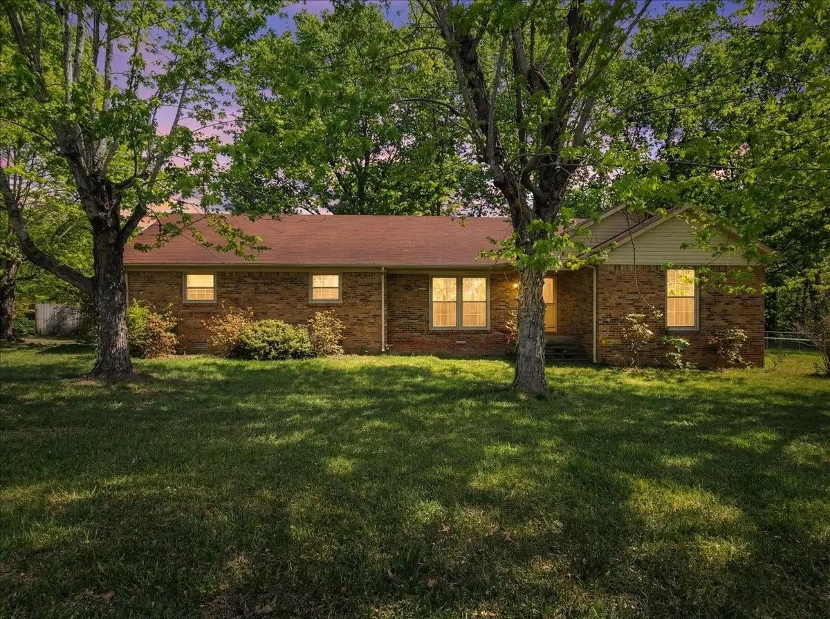 283 Pine Grove Rd, Smithville, TN 37166 - #1