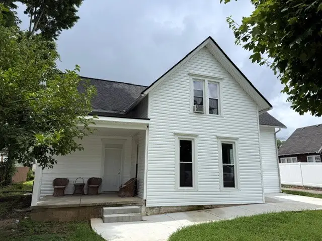 203 Donnell St, McMinnville, TN 37110 - #1