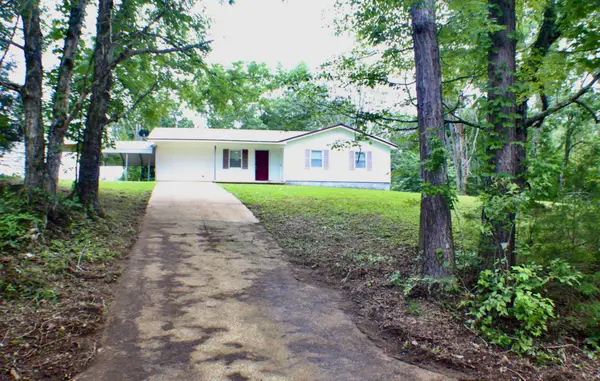 338 Standfill Ln, Olivehill, TN 38475