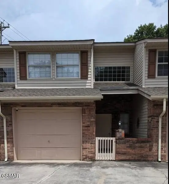 1303 Mountain Meadows Way, Sevierville, TN 37862 - #1