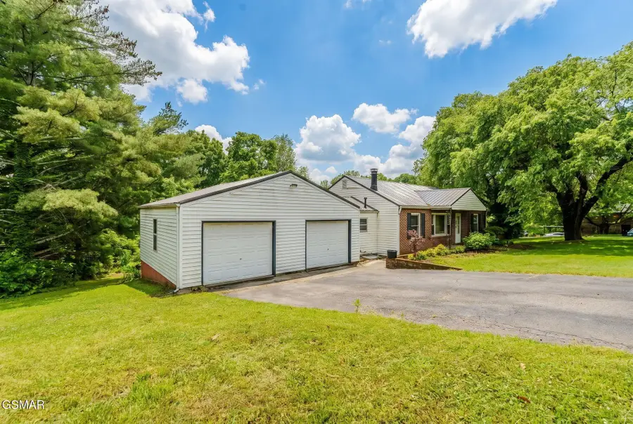 2800 Patrick Avenue, Maryville, TN 37804 - #2